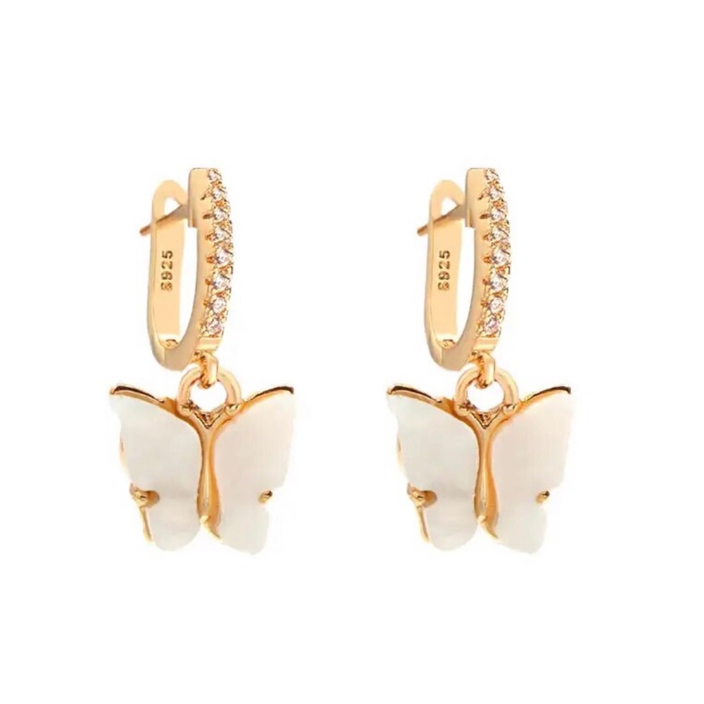 🌟 NEW Rhinestone Butterfly Earrings 🌟